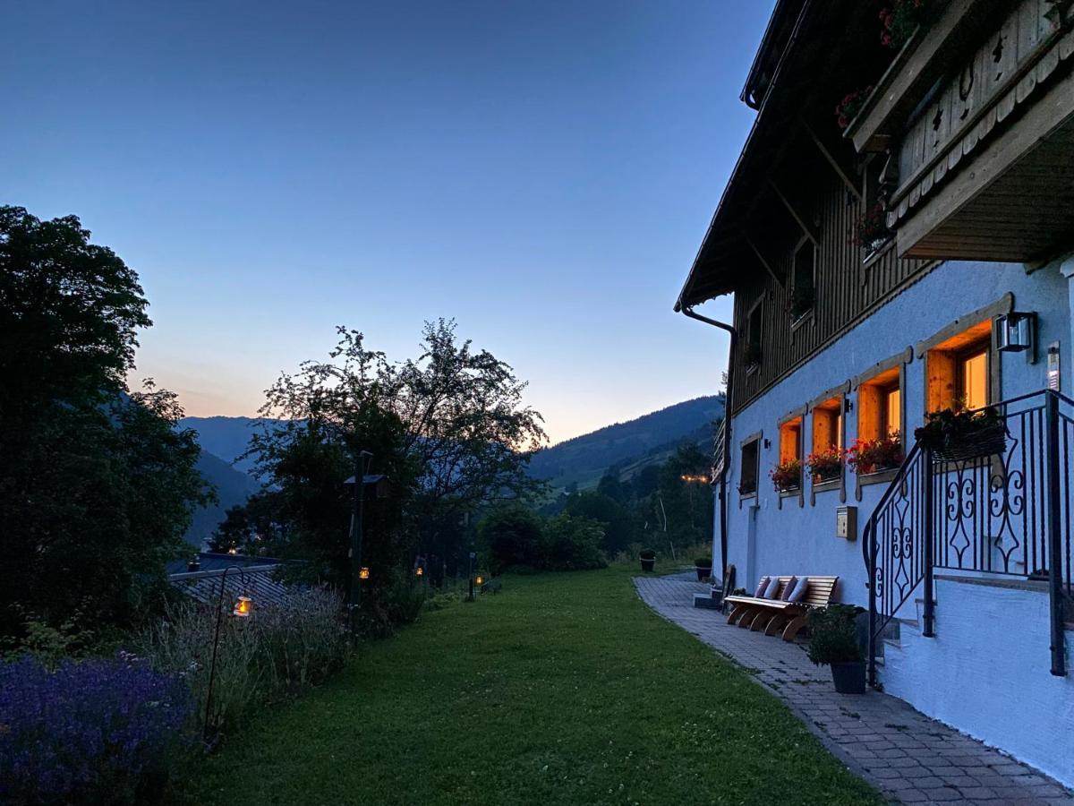Alm Seasons Premium Chalet & Studios Зальбах-Хинтерглемм Экстерьер фото